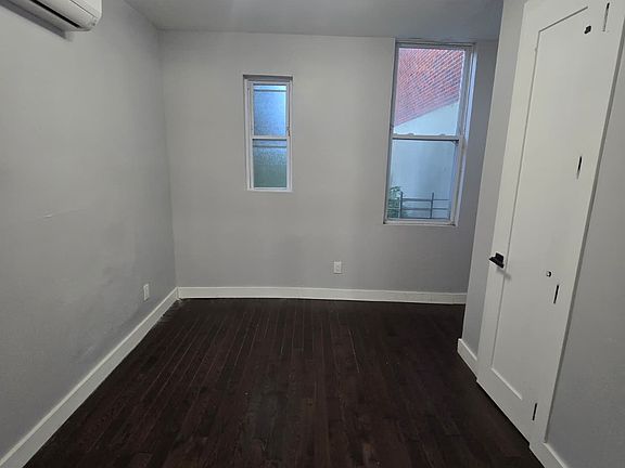 5th image of 50 Jordan Ave APT 1R