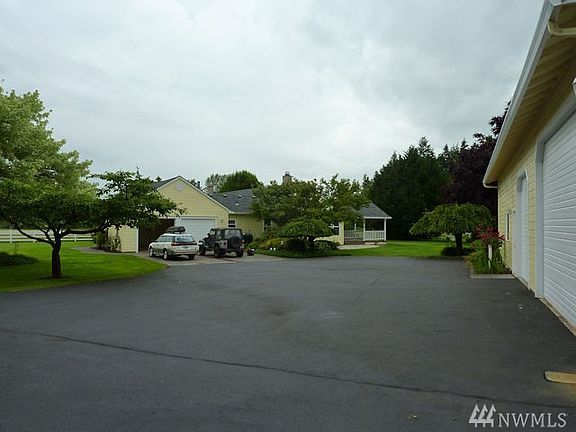 4th image of 20802 NE 159th Ave