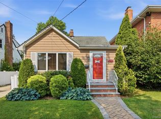 194 Willis Avenue, Floral Park, NY 11001
