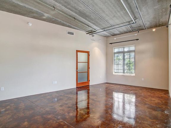 2064 Herschel St #107 MLS-2