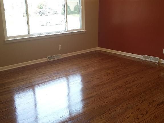 2nd image of 7617 Grand Ave
