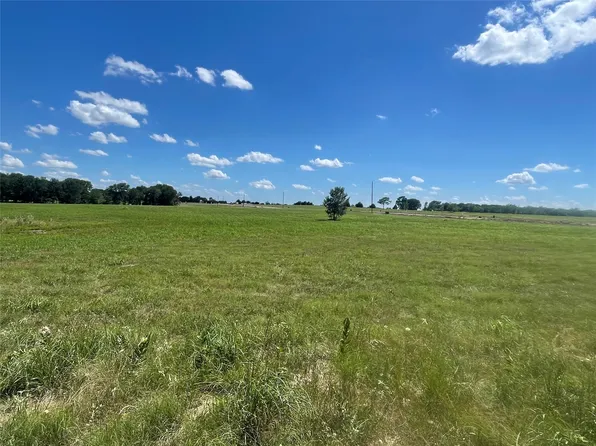18 Diamond Point, Dodd City, TX 75438