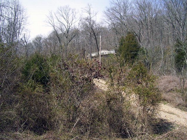 2nd image of 810 S Grundy Quarles Hwy