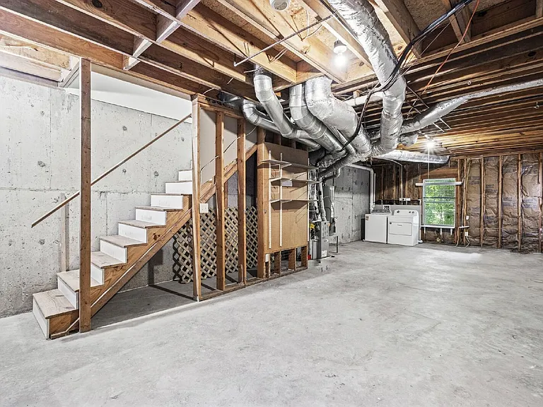 5180 Laurel Bridge Ct SE — Photo 32