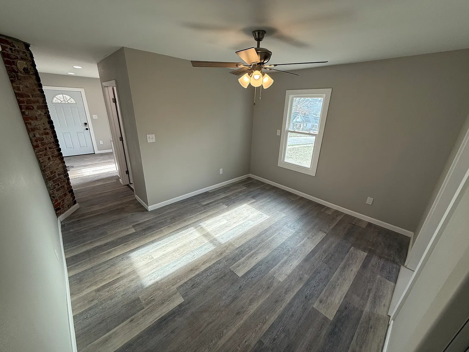 Studio, 500 sqft, $875 — Photo 2