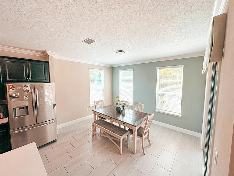 560 Glorieta Dr — Photo 10