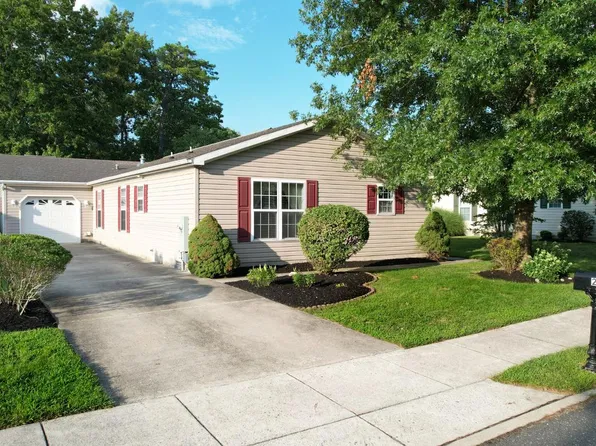 269 Pebble Beach Dr, Mays Landing, NJ 08330