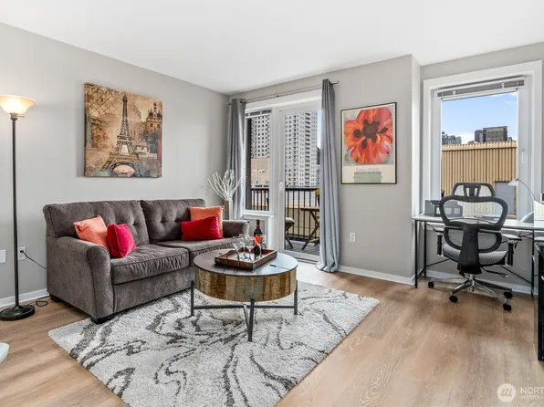 2721 1st Avenue #809, Seattle, WA 98121