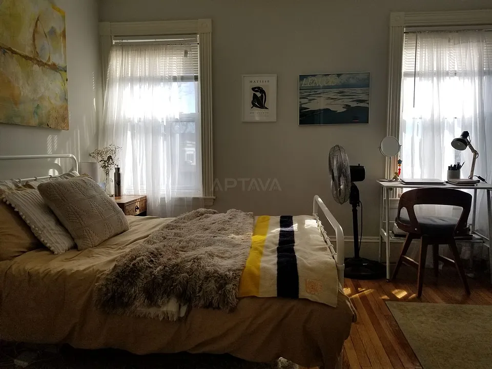 129 Summer St #1