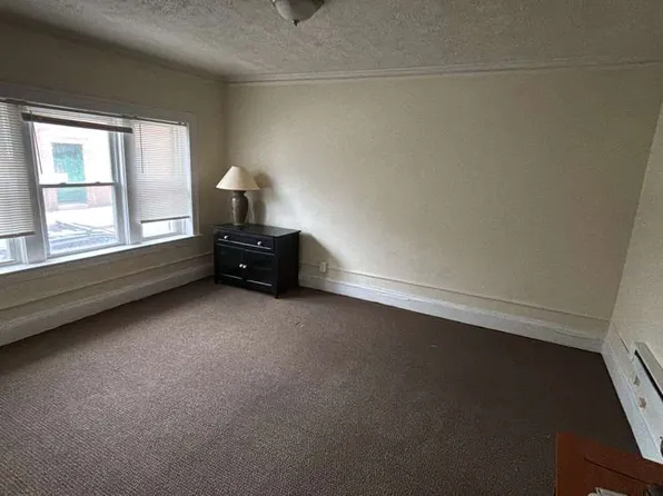 11202 Buckeye Rd, Cleveland, OH