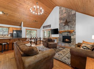 24 Baldknobber Dr #18, Reeds Spring, MO 65737