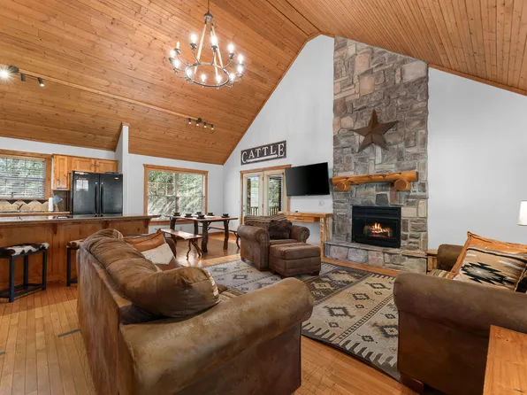 24 Baldknobber Drive #18, Branson West, MO 65737