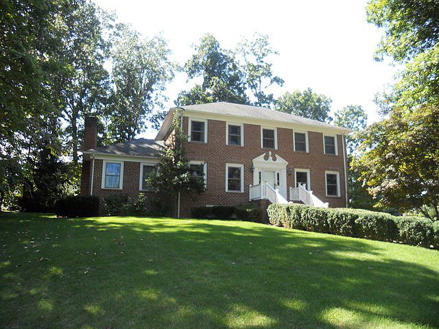 1st image of 4205 Lucy Long Dr