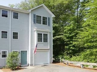 16 Sterling Ln, Walpole, MA 02081