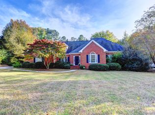 440 Clubfield Dr, Roswell, GA 30075