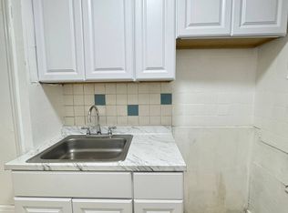 44 Storms Ave #1L, Jersey City, NJ 07306