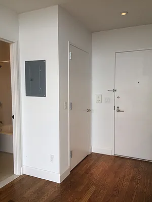 Rented by Waterton Residential New York | media 39