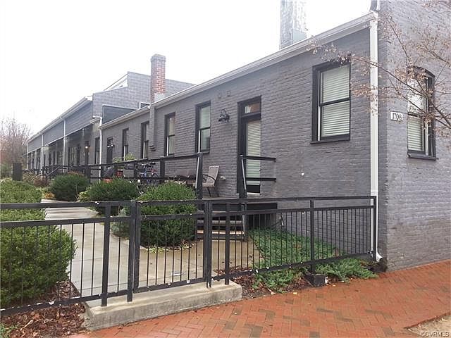 1st image of 1708 W Cary St Unit 11