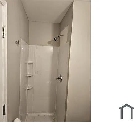 Studio, 400 sqft, $875 — Photo 3