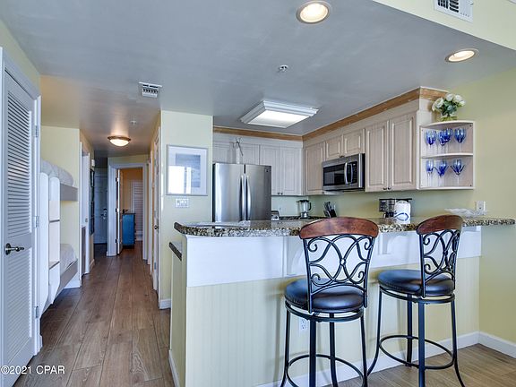 5th image of 9450 Thomas Dr #905-C