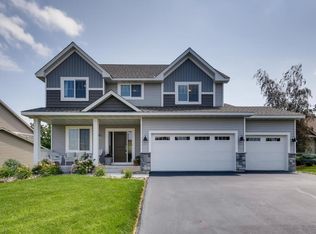 27101 Hickory Ridge Dr, Elko New Market, MN 55020