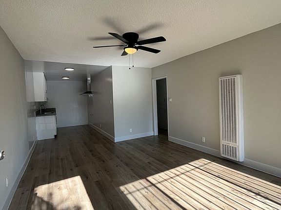 2nd image of 3511 W 15th St APT 2