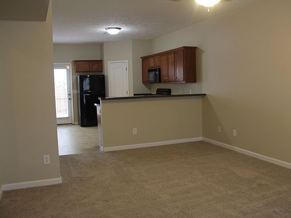 4th image of 284 Meigs Dr #I