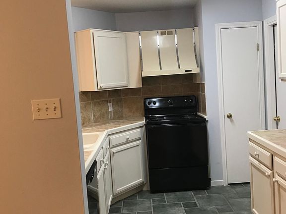 2nd image of 3106 Whetrock Ln