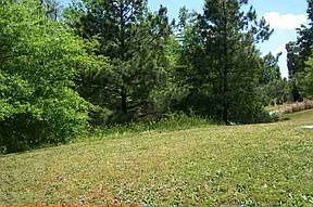 5th image of 204 Fenway Ln