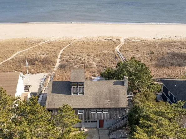 31911 Surf Rd N, Bethany Beach, DE 19930