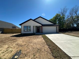 2055 Regent St, Beaumont, TX 77703