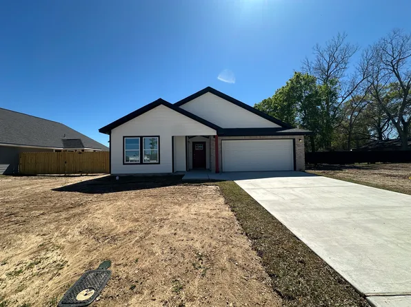 2055 Regent St, Beaumont, TX 77703