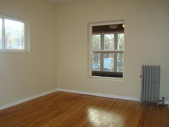 4th image of 1649 W Greenleaf Ave APT 1