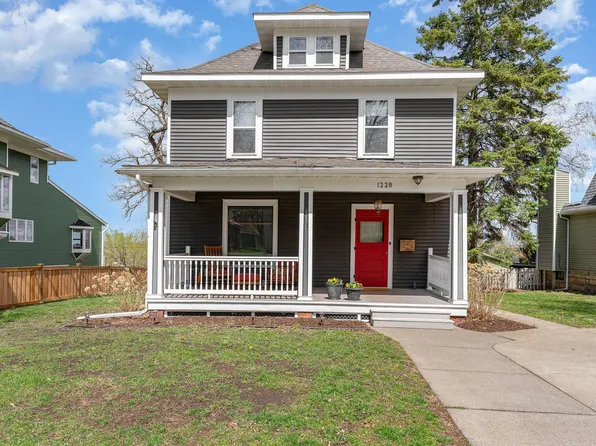 1228 W 4th St, Red Wing, MN 55066