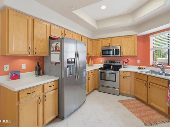 9151 W GREENWAY Road #283, Peoria, AZ 85381