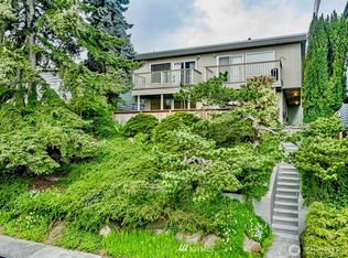3021 21st Ave W, Seattle, WA