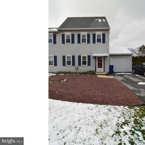 218 Adams Dr, Womelsdorf, PA, 19567