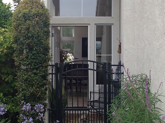 3rd image of 3193 Ferncrest Pl