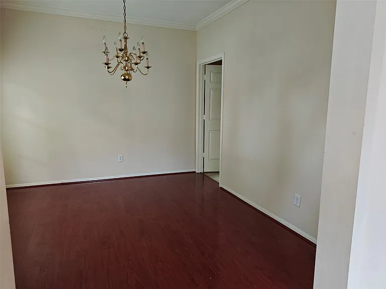 15319 Truslow Point Ln — Photo 9