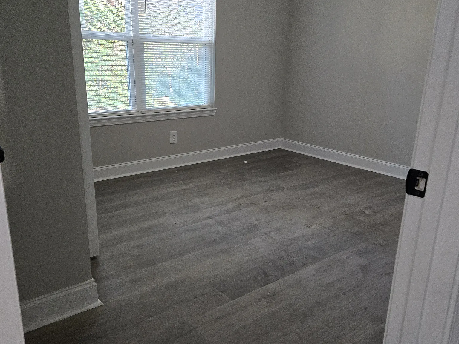 2 bed, 750 sqft, $1,600 — Photo 4