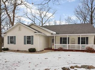 3866 Barrington Dr, Saginaw, MI 48603