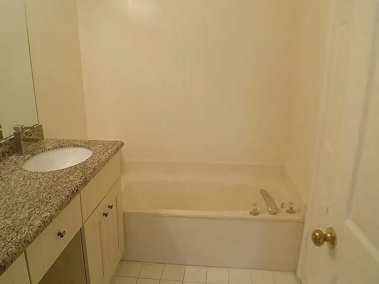 14241 SW 151st Ave — Photo 13