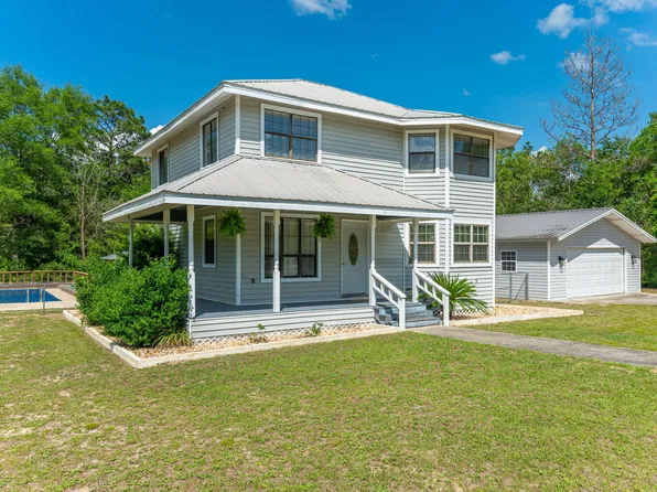 498 Florence Dr, Defuniak Springs, FL 32433