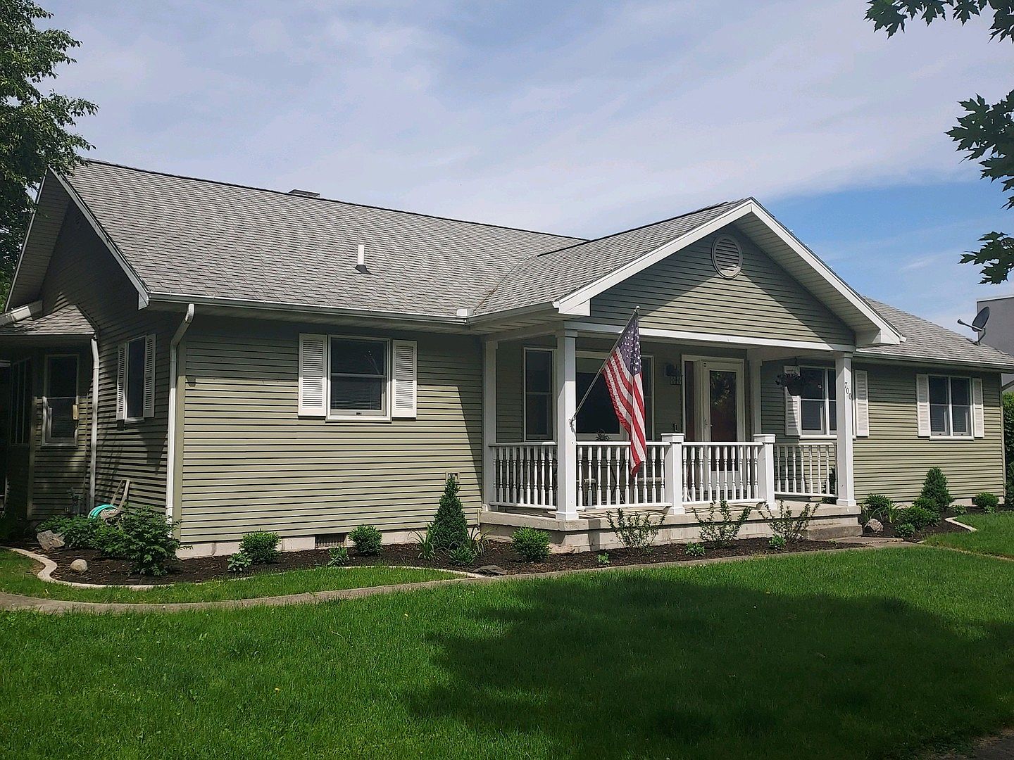 700 N Main St, Tuscola, IL 61953 Zillow