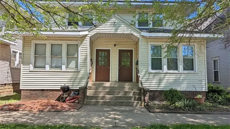 1 bed, $975 — Photo 1