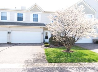 1916 Bluestem Ln, Shoreview, MN 55126