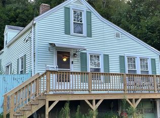 23 Pickering St, Auburn, MA 01501