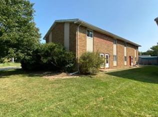 106 College Park Ct #2, Normal, IL 61761