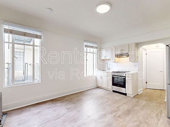 4th image of 3272 21st St #306B