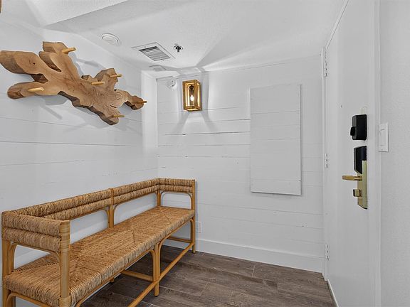 4th image of 5220 Seawall Blvd APT 1532